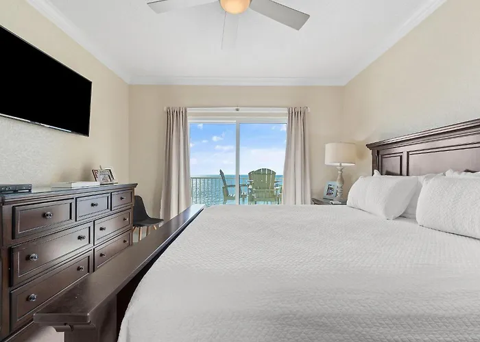 Crystal Shores West 902 Holiday home