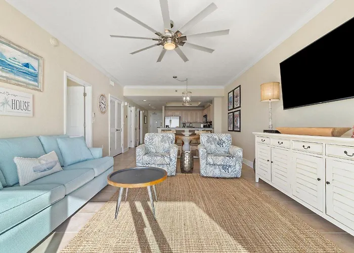 Holiday home Crystal Shores West 902