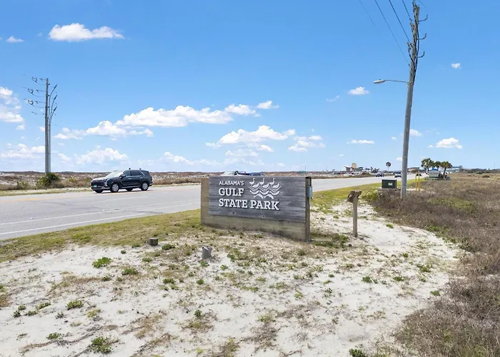 Holiday home Crystal Shores West 902 *