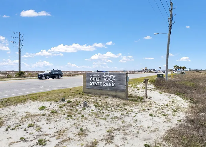 Holiday home Crystal Shores West 902